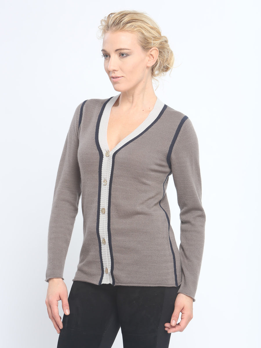Contrast – Couture Zoe Cardigan Piping Cashmere
