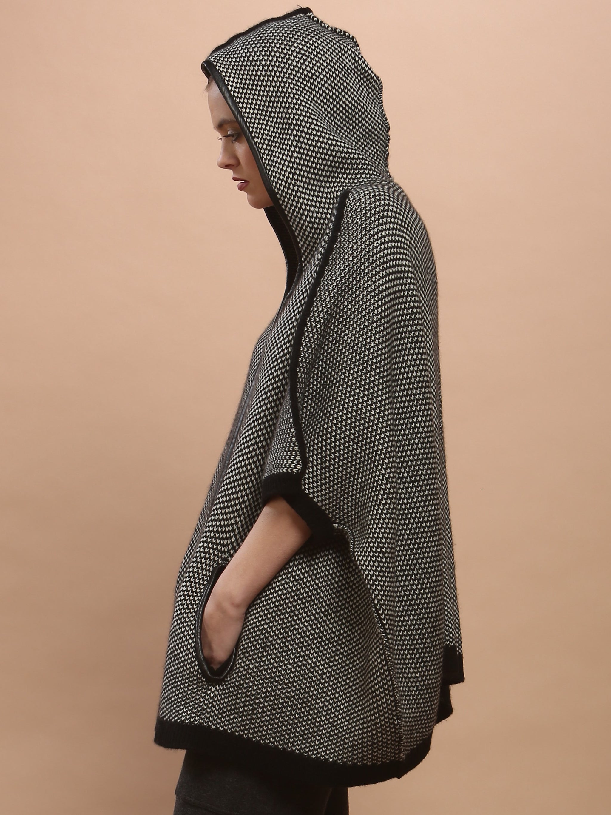 ジャケット・アウター HYEON ted cape New][Unused] hyeon ted cape / gray