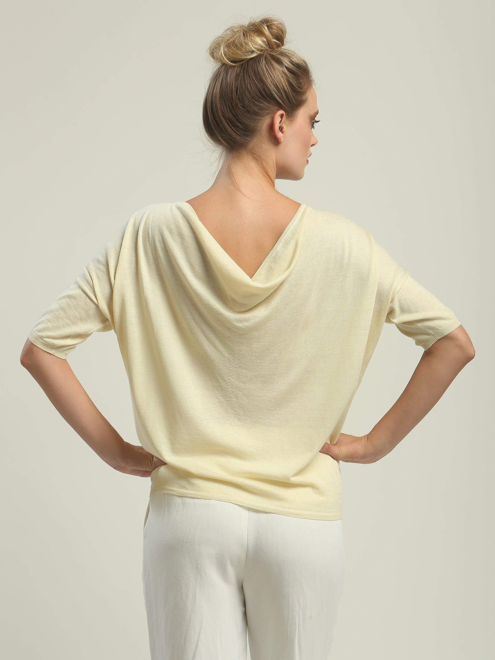 S1512-Reversible-Drape-Neck-